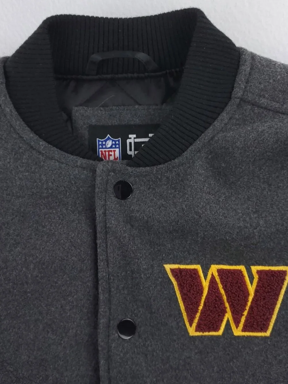 Washington Commanders Varsity Jacket NFL Bomber Patched Youth 18-20 NWT